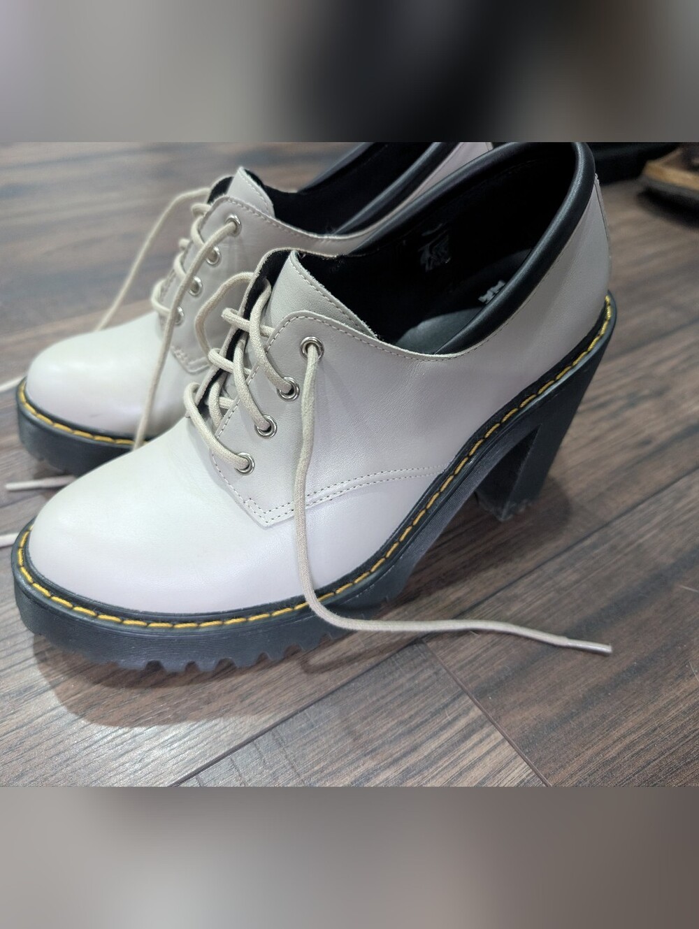 Dr. Martens Salome Size 7 Excellent Condition